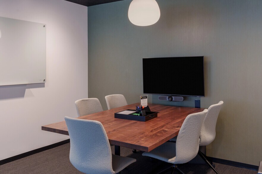 More Photos Of 9229 W Sunset Blvd, West Hollywood Coworking Space