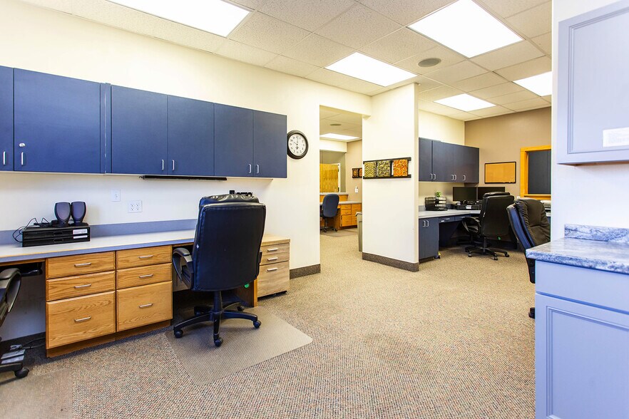 More Photos Of 1263 Bennett Ave, Burley Medical For Lease