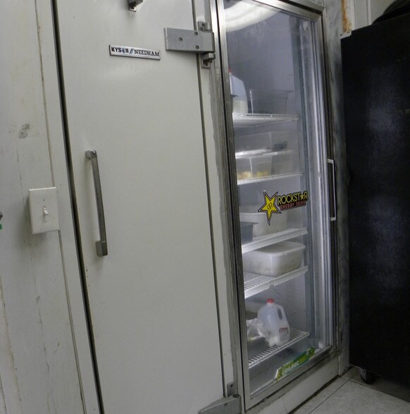 More Photos Of 712 7th St, Galveston Restaurant For Lease