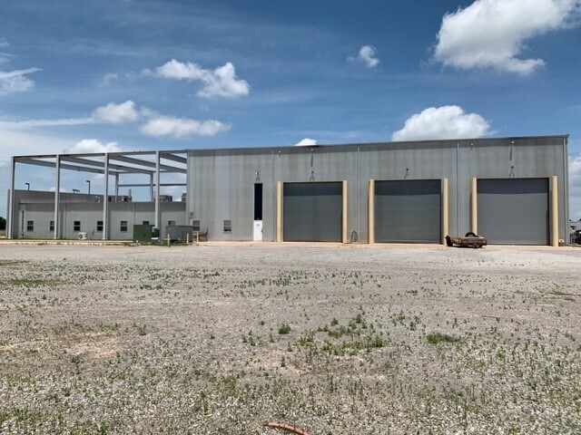 More Photos Of 32728 State Highway 45, Waynoka Light Distribution For Lease