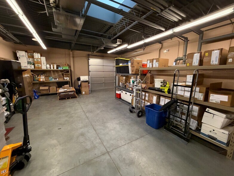 More Photos Of 3333 Landmark Cir, Lincoln Office For Sale