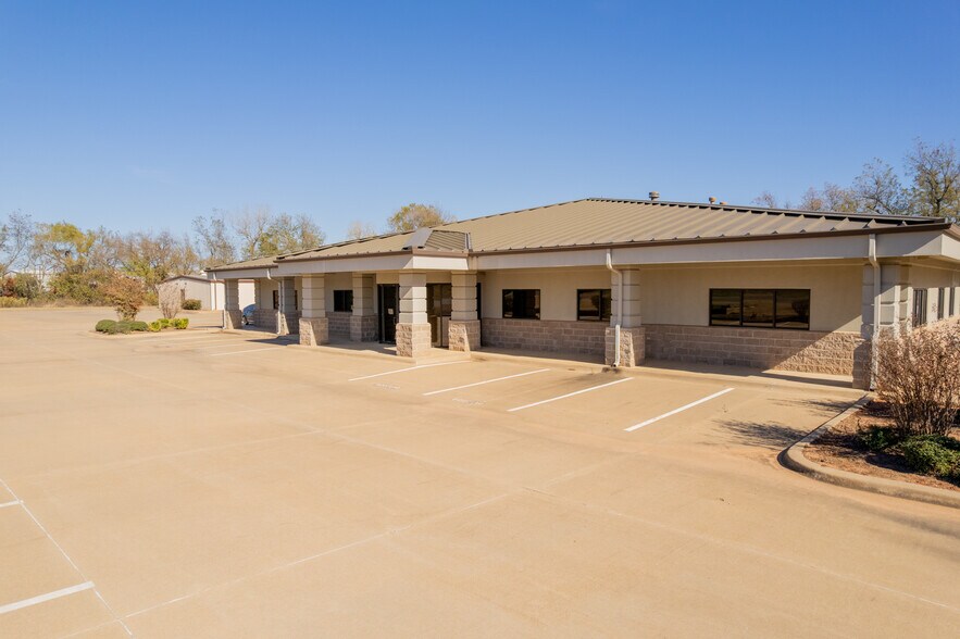 More Photos Of 4803 S Perkins Rd, Stillwater Specialty For Sale