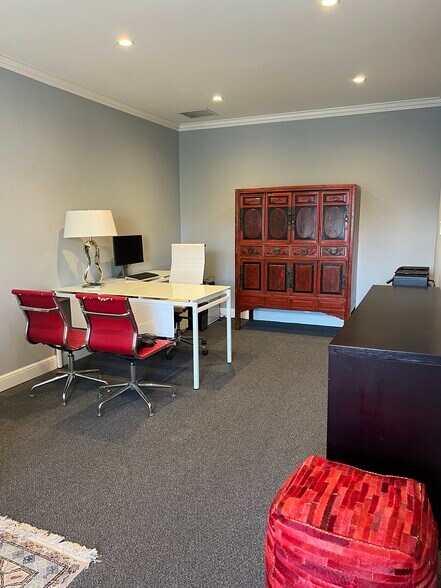 More Photos Of 1150 El Camino Real, Menlo Park Office For Lease