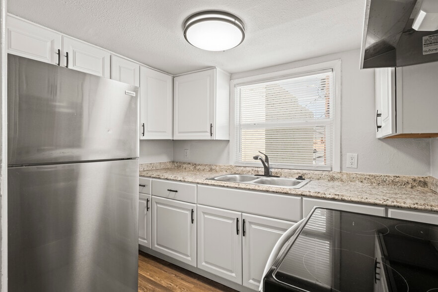 More Photos Of 211 N Delaware Ave, Wenatchee Apartments For Sale