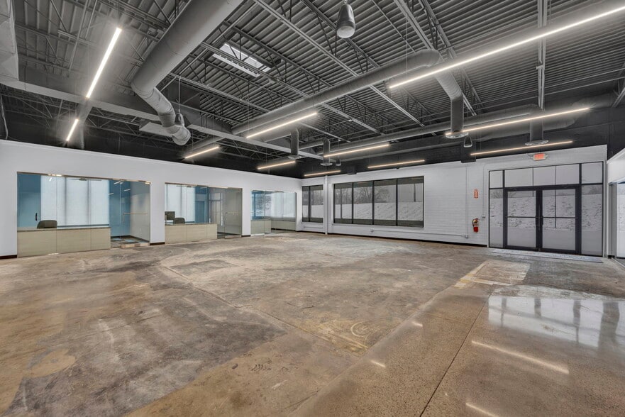 More Photos Of 8425 Station St, Mentor Freestanding For Sale