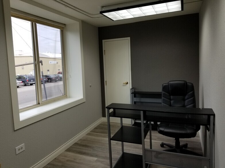 More Photos Of 2120 W 7th Ave, Denver Coworking Space