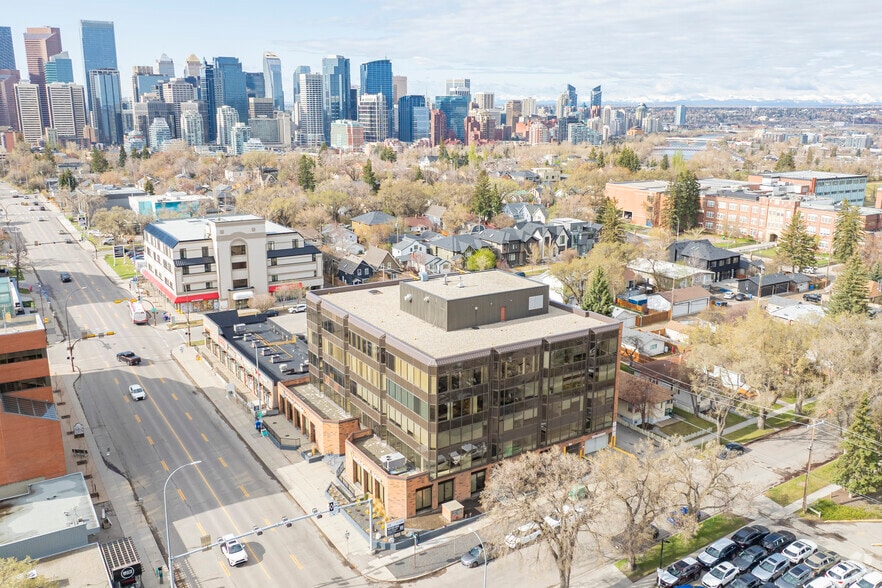 More Photos Of 1121 Centre St NW, Calgary Office For Lease