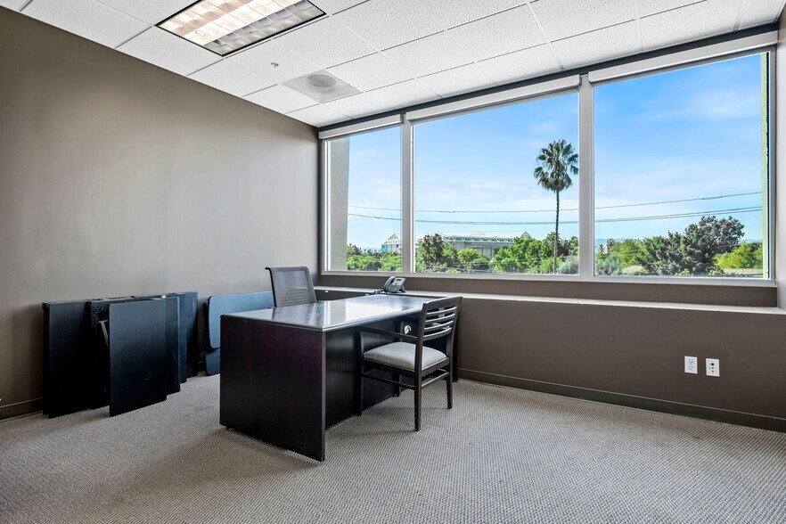 More Photos Of 200 N Almaden Blvd, San Jose Office For Lease