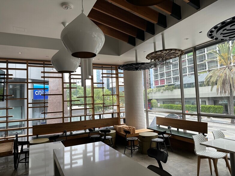 More Photos Of 3500 Wilshire Blvd, Los Angeles General Retail For Sale