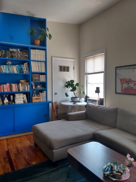 More Photos Of 382 2nd St, Jersey City Storefront Retail Residential For Sale