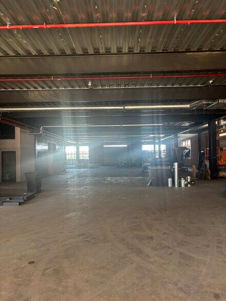 More Photos Of 1320-1330 E Franklin Ave, El Segundo Service For Lease