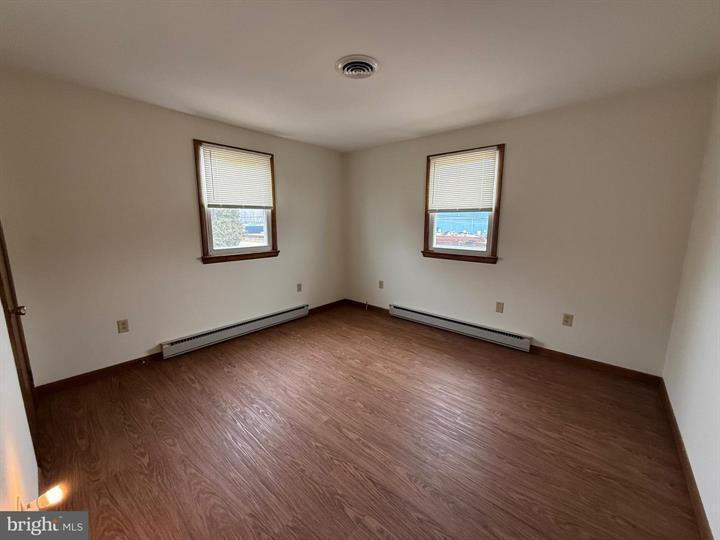 More Photos Of 344 N Virginia Ave, Penns Grove Light Manufacturing For Sale