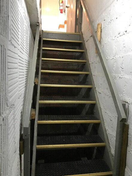 More Photos Of 5119 43rd Ave, Woodside Storefront Retail Residential For Lease