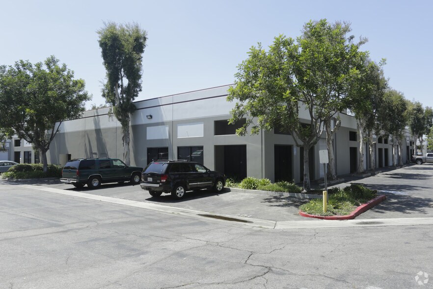 More Photos Of 17800 S Main St, Gardena Unknown For Lease