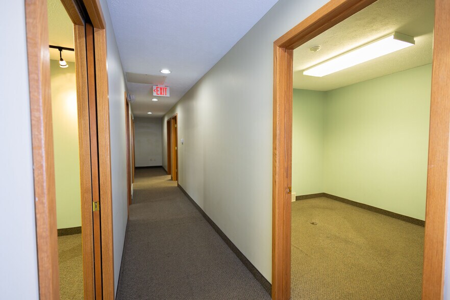More Photos Of 1009 E 38th St, Erie Storefront Retail Office For Sale