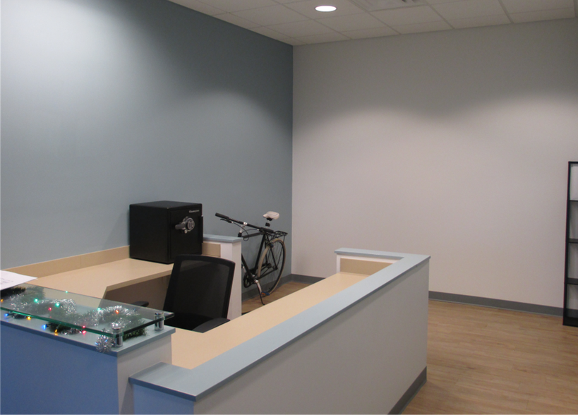 More Photos Of 1838 Sir Tyler Dr, Wilmington Office For Lease