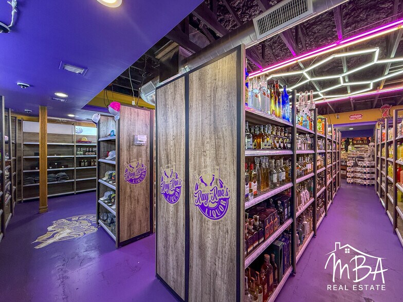 More Photos Of 1505 E Kansas Ave, Garden City Restaurant For Sale