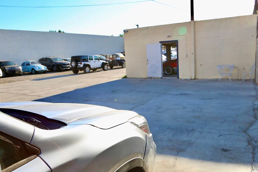 More Photos Of , Lancaster General Retail For Sale