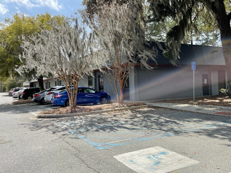 More Photos Of 400 Mall Blvd, Savannah Unknown For Lease