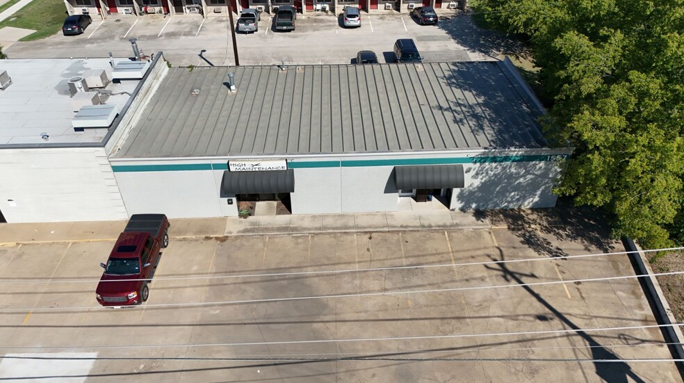 More Photos Of 1557 E Broad St, Mansfield Loft Creative Space For Lease