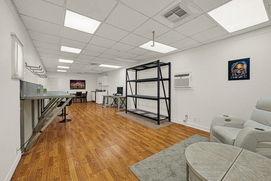 More Photos Of 2000 Cedar Dr, La Marque Freestanding For Sale