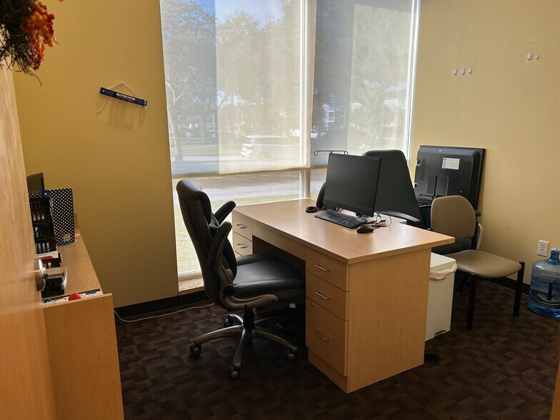 More Photos Of 6160-6182 Gunn Hwy, Tampa Unknown For Lease