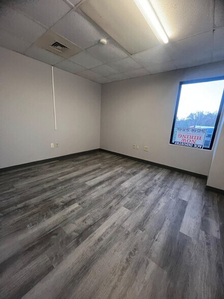 More Photos Of 18124 US-280, Dadeville Medical For Lease