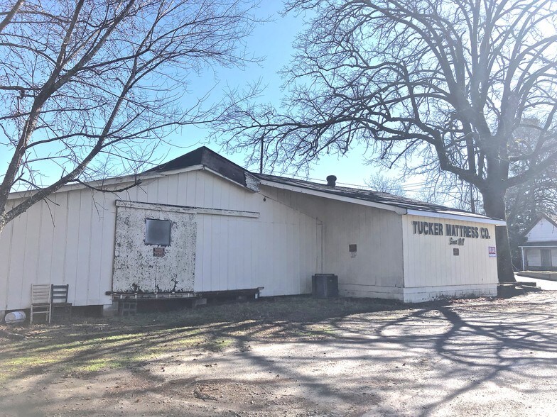 More Photos Of 3926 Lawrenceville Hwy, Tucker Freestanding For Sale