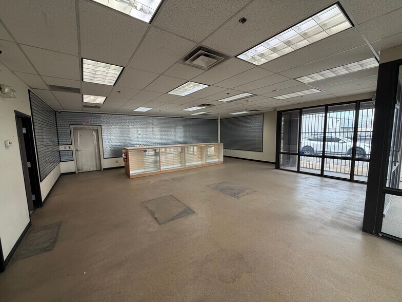 More Photos Of 911 Linda Way, Sparks Warehouse For Lease