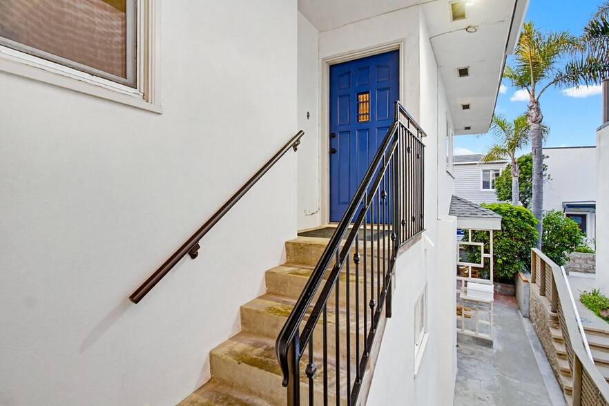 More Photos Of 829 Avalon Ct, San Diego Apartments For Sale