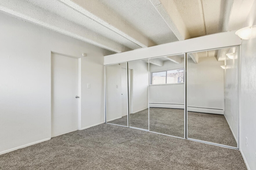 More Photos Of 1085 Pearl St, Denver Apartments For Sale