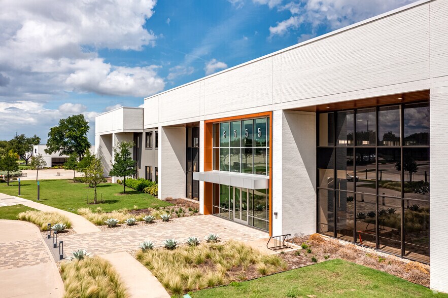 More Photos Of 6600 Chase Oaks Blvd, Plano Unknown For Lease