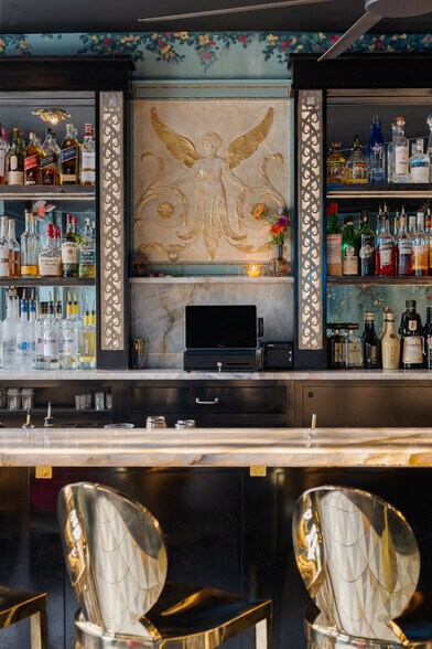 More Photos Of 2102 Freeman Ave, Cleveland Bar For Sale