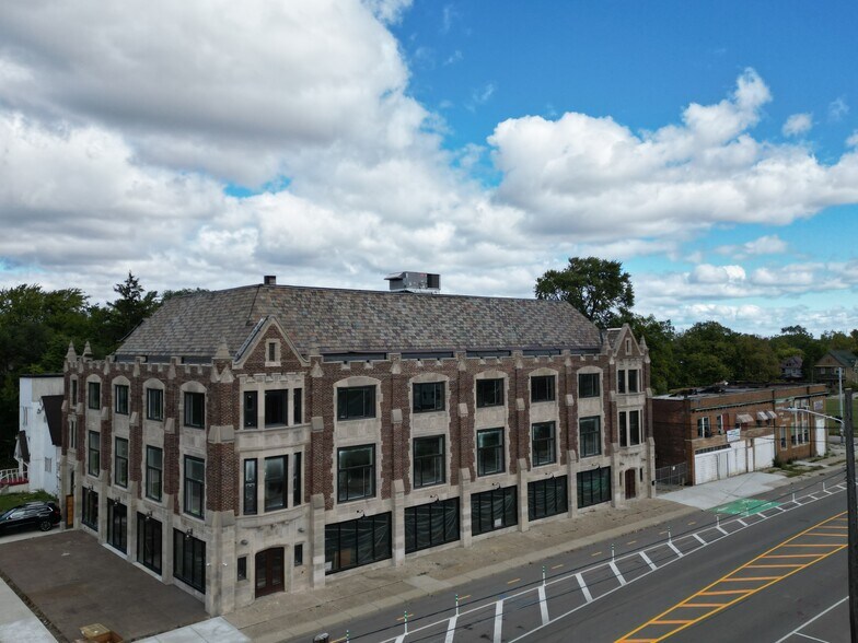 More Photos Of 10103 Kercheval St, Detroit Office For Lease