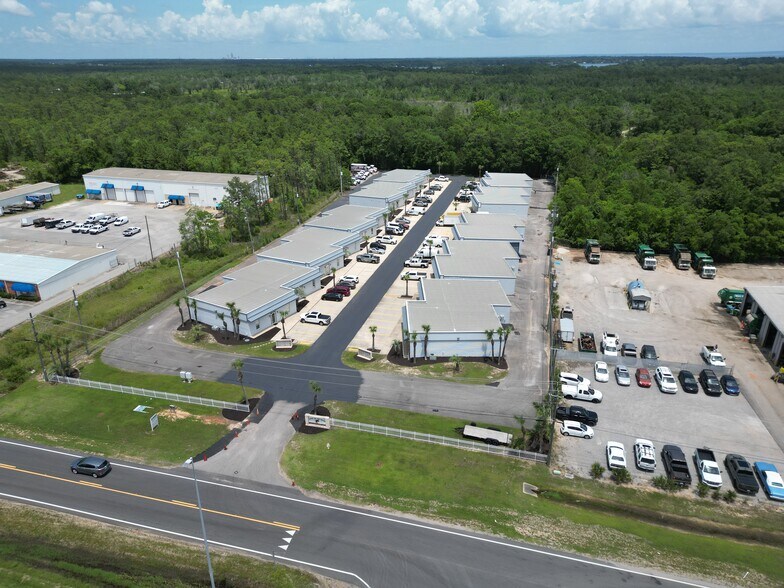 More Photos Of 6215 Rangeline Rd, Theodore Unknown For Lease