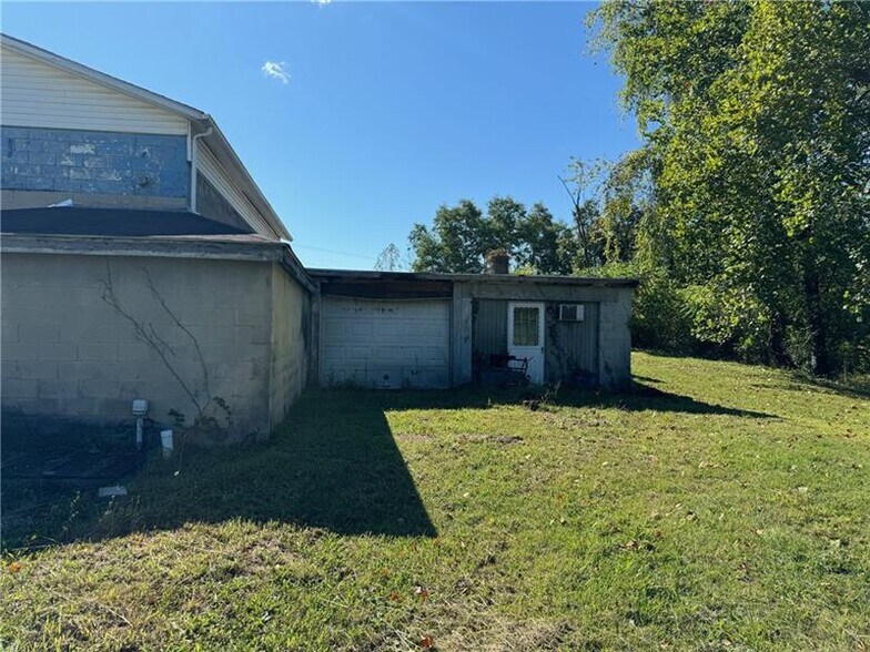 More Photos Of 1031 New Salem rd, New Salem Specialty For Sale