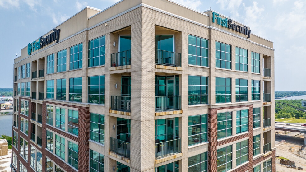 More Photos Of 521 President Clinton Ave, Little Rock Office Residential For Sale