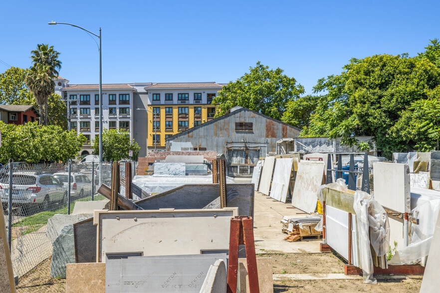 More Photos Of 1194 Lick Ave, San Jose Service For Sale