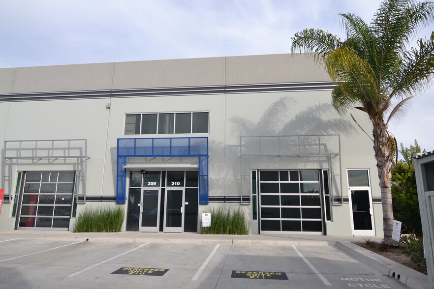 More Photos Of 861 Harold Pl, Chula Vista Research And Development For Sale