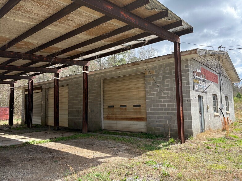 More Photos Of 10 Doyle Rd SE, Lindale Flex For Sale