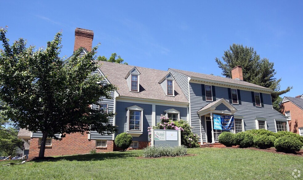 More Photos Of 2305 Commonwealth Dr, Charlottesville Office For Lease