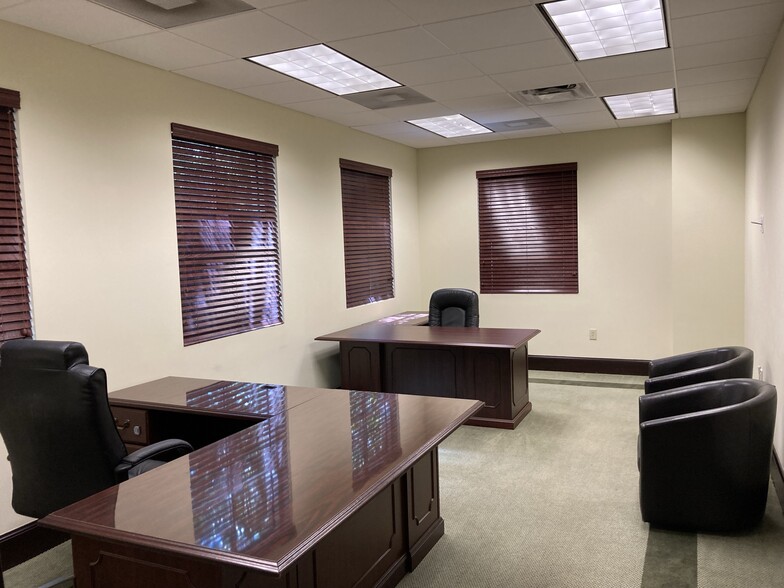 More Photos Of 6115 Lyons Rd, Coconut Creek Office For Sale