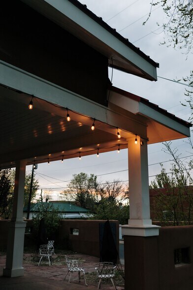 More Photos Of 220 W Manhattan Ave, Santa Fe Hotel For Sale