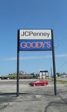 More Photos Of 1050-1056 S Bishop Ave, Rolla Storefront For Sale