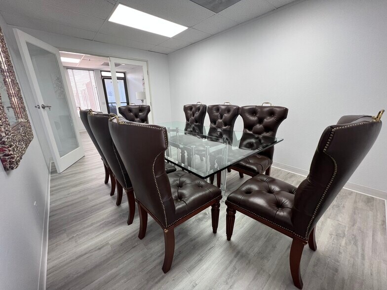 More Photos Of 2150 E Tahquitz Canyon Way, Palm Springs Medical For Lease