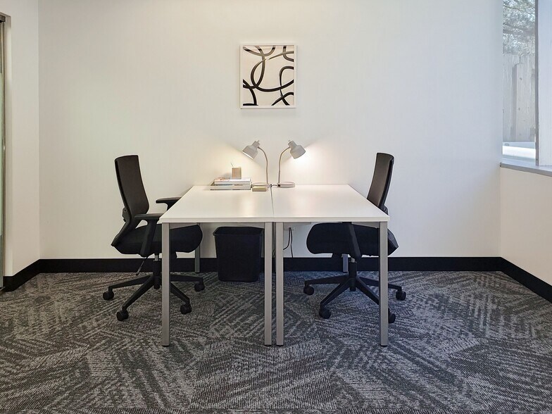 More Photos Of 205 Holiday Blvd, Covington Coworking Space