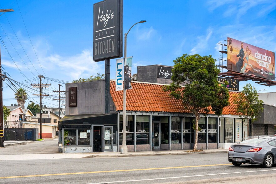 More Photos Of 8516-8524 Lincoln Blvd, Los Angeles Restaurant For Lease