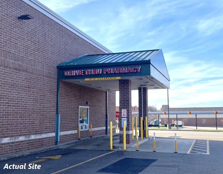 More Photos Of 6421 Market Ave N, Canton Drugstore For Sale