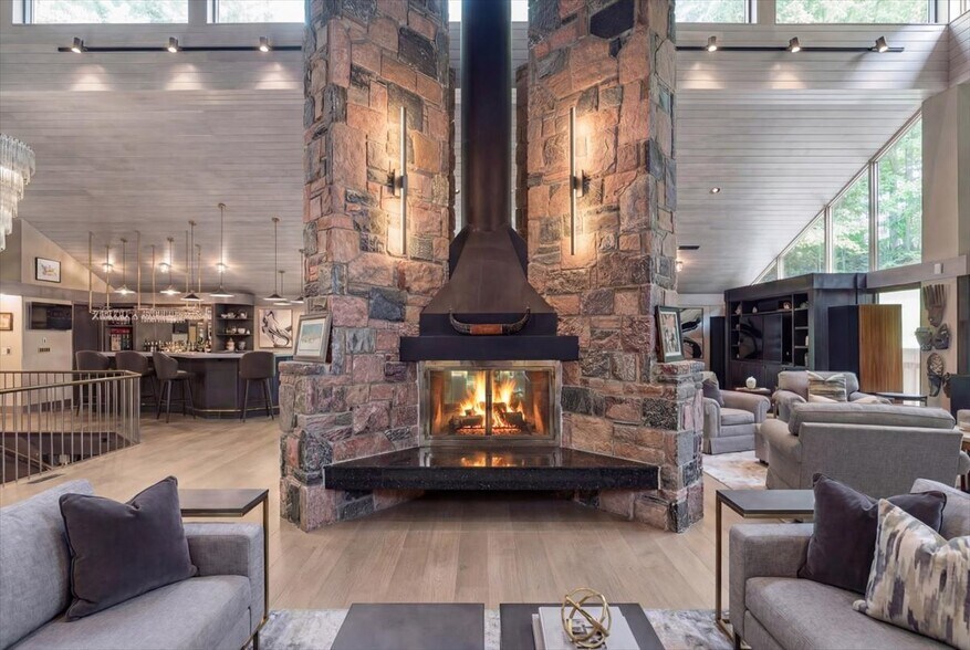 More Photos Of 20 Woodsend Cres, Aurora Flex For Sale