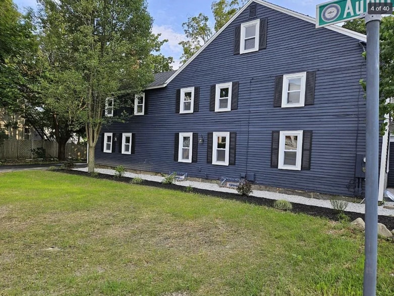 More Photos Of 3 Portsmouth Ave, Exeter General Retail For Lease